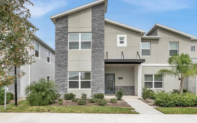 4361 Quote st