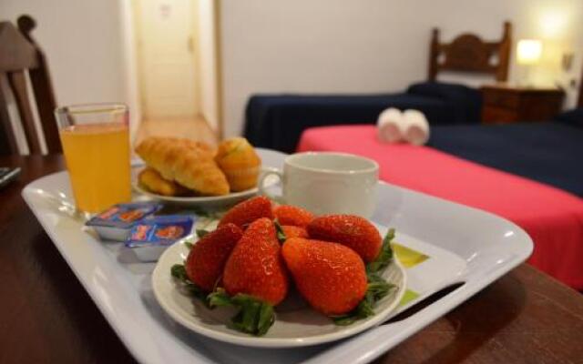 Hotel Manantiales
