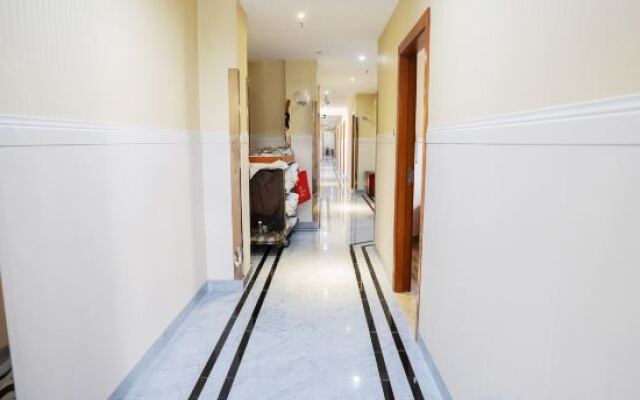 Yi Long Hua Chen Impress Business Hotel