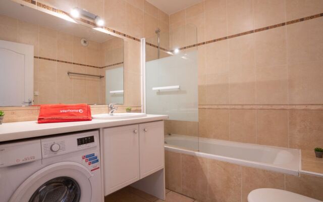 Les Embruns 38820
