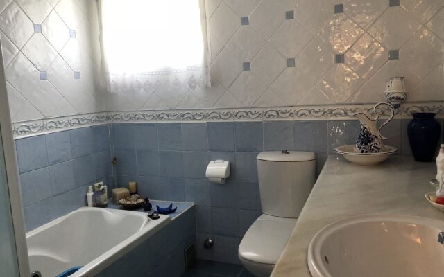 Rentcostadelsol Villa Pinares