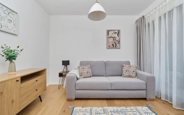 Walońska 16 by Renters Prestige