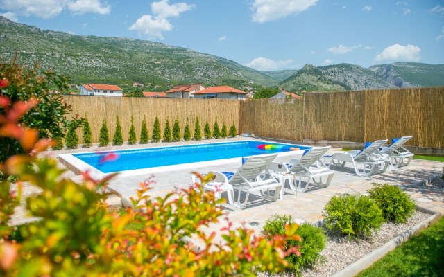 Villa Kings Garden