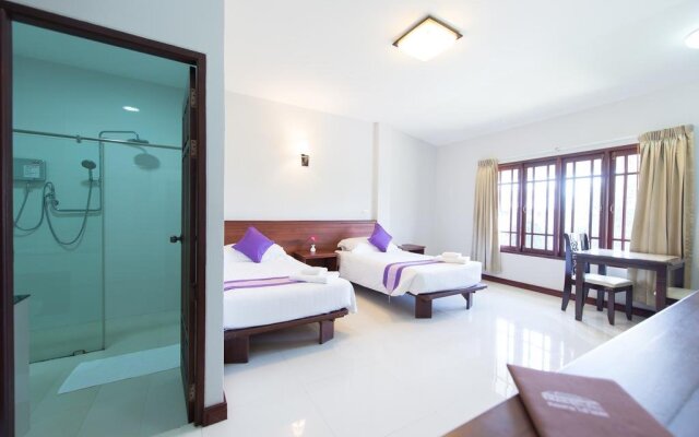 Nongkhai White Hotel