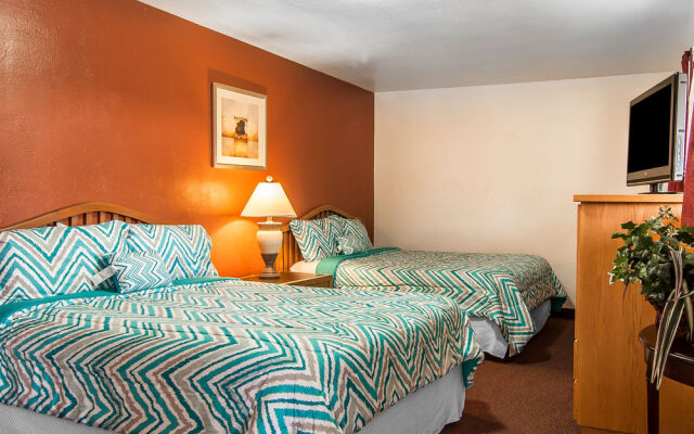 Rodeway Inn & Suites