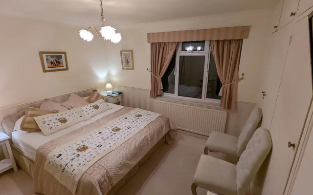 Summerfields House