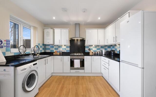 London Heathrow Living Serviced Apartments - Apt 3