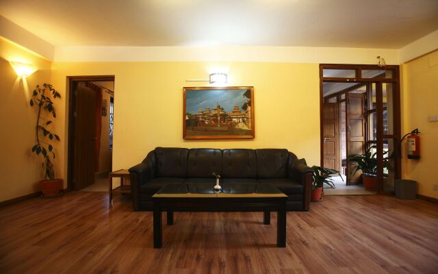 Royal Astoria Hotel