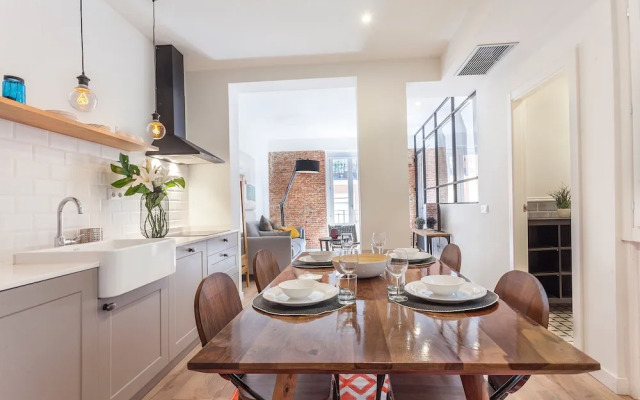 MIT House The Barn69