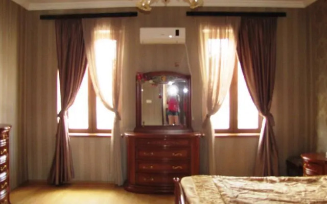 Gino Guest House
