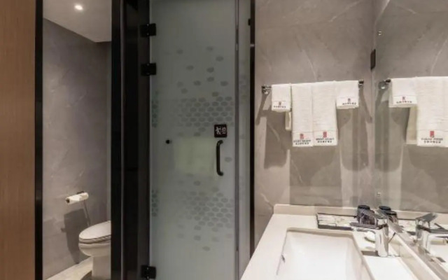 Jinming Rezen Select Hotel (Qinhuangdao)