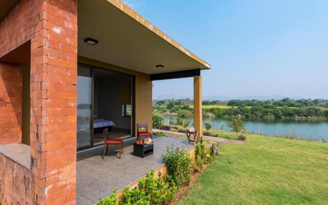 SaffronStays Rose Vineyard by the Lake