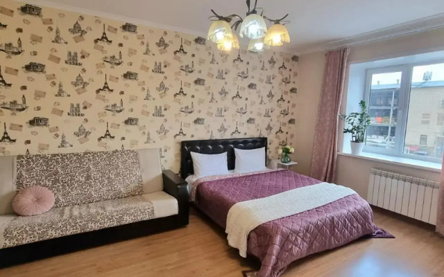 Cozy house on Savushkina street 4 building 2