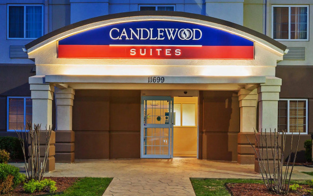 Candlewood Suites Owasso by IHG