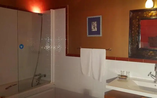Hotel Sara De Ur