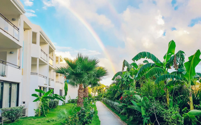 Hommage Hotel & Residences