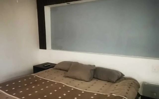 Rooms & Suites