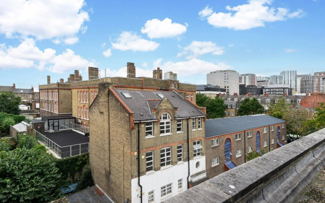 The Whitechapel