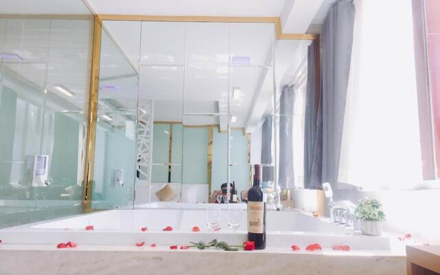 Hong Bao Thach Hotel