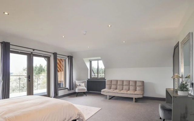 Ben Luna Lodge