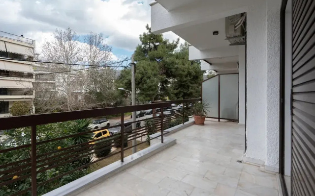 LIV - Seaside Getaway in Glyfada