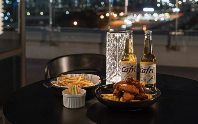 ACT Hotel