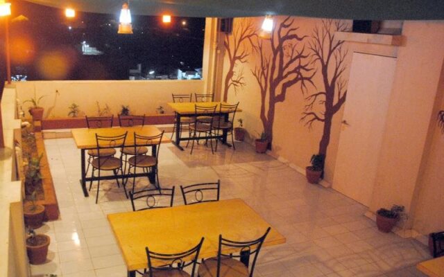 Hotel Radhe