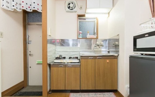 Centrally Located Deluxe Furnished.3