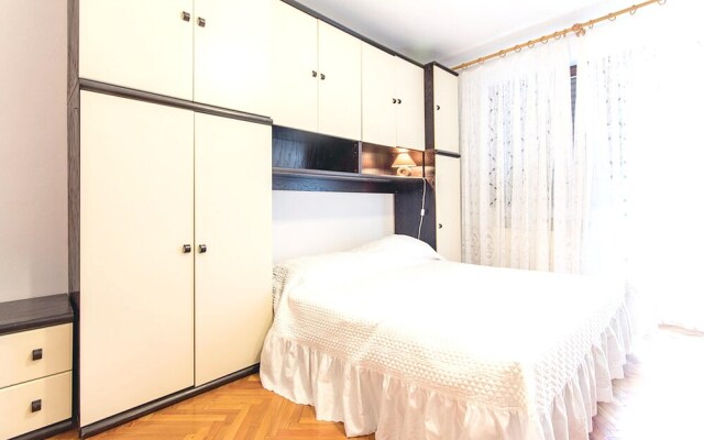 Apartment With In Fažana With Furnished Terrace And Wifi