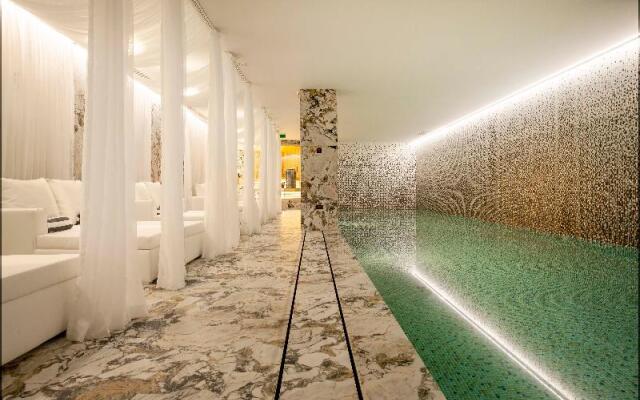 Wine & Books Porto Hotel - Small Luxury Hotels of the World