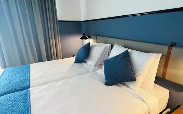South32 Hotel