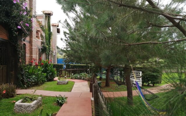 Hotel Cabañas Azul Tequilana