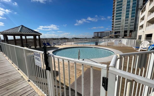 Sugar Beach Condos by ALBVR