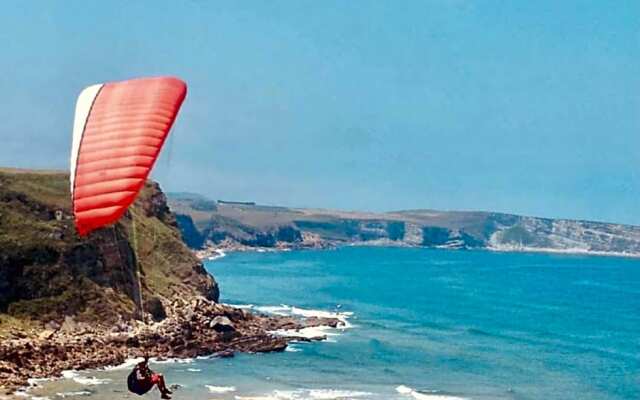 Отель El Castillo de los Locos