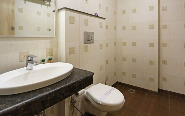 OYO 4772 Park Grand Hotel & Resort