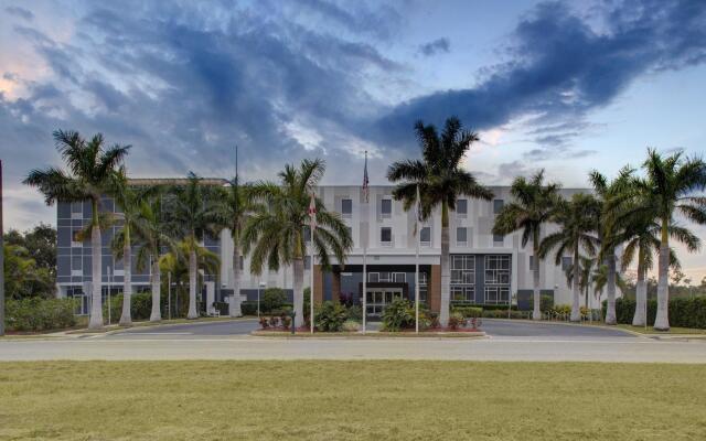 Hampton Inn & Suites Sarasota/Bradenton-Airport, FL