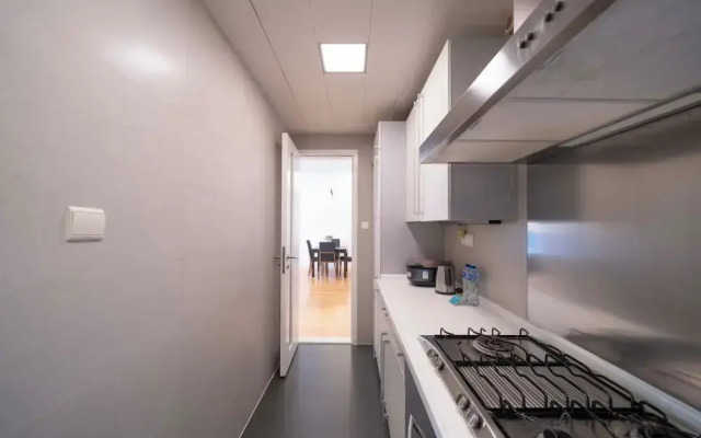 Tyms Family 1BR 1BA Apt Xujiahui