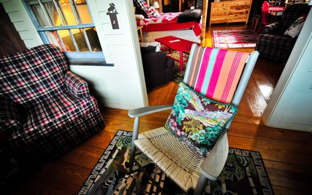 The Common Man Inn & Spa