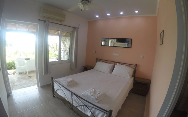 Andromaches Holiday Apartments