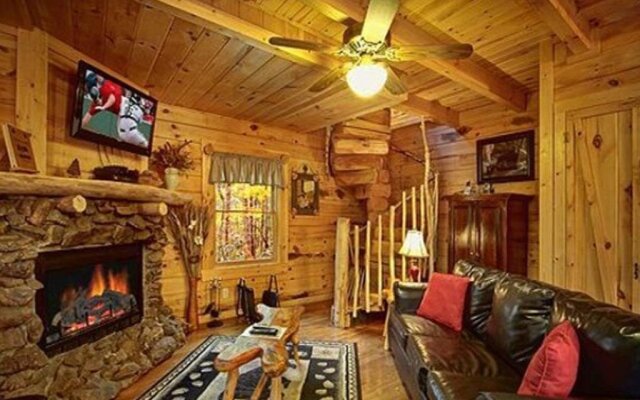 Creekside Hideaway by RedAwning