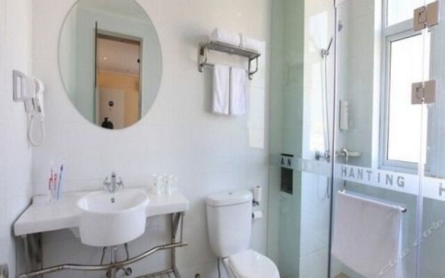 Guangzhou Hongqiao Hotel