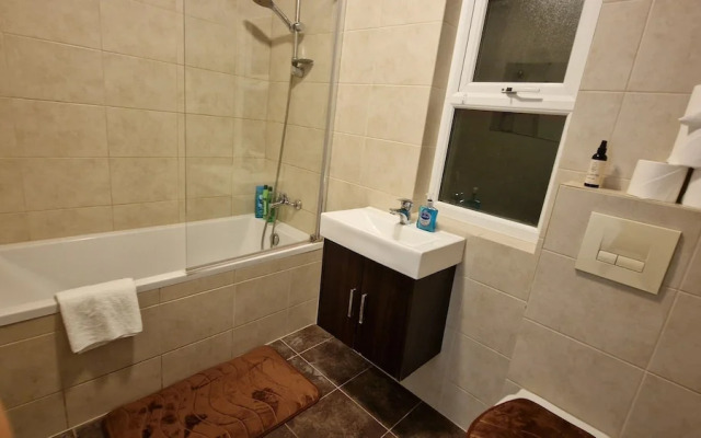 Compact Living Cosy Studio Flat in London