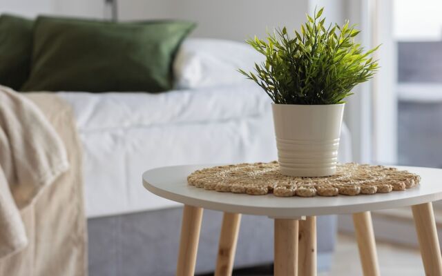 Ursus Sunny Studio by Renters