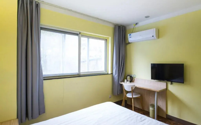 Spacebox Hotel (Shanghai Jiao Tong University)