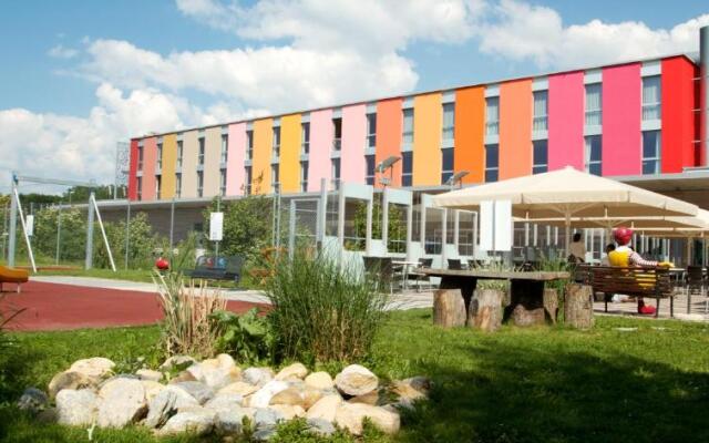 B&B Hotel Lully 3 Lakes