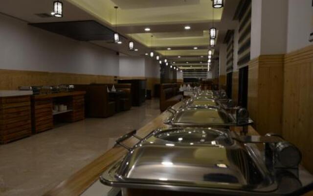 Hotel Dhroov