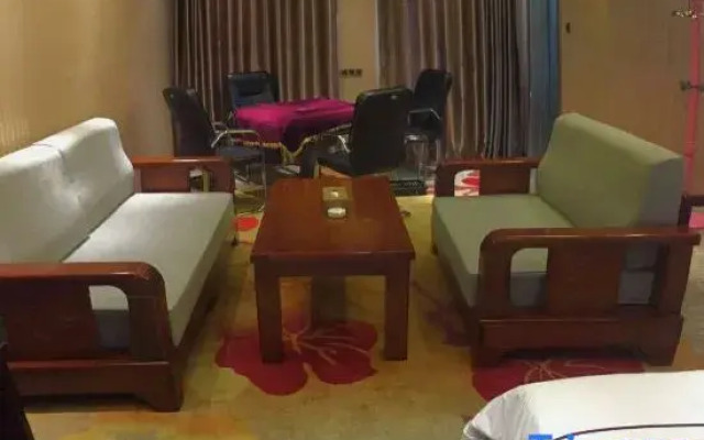 Wuwei Yunxuan Hotel