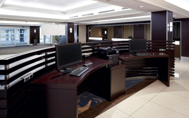 Sheraton Montreal Airport Hotel