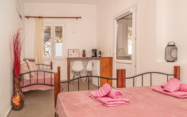 Dimelal Mikonos Downtown Apartments