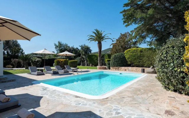 Sounio Poseidon Villa